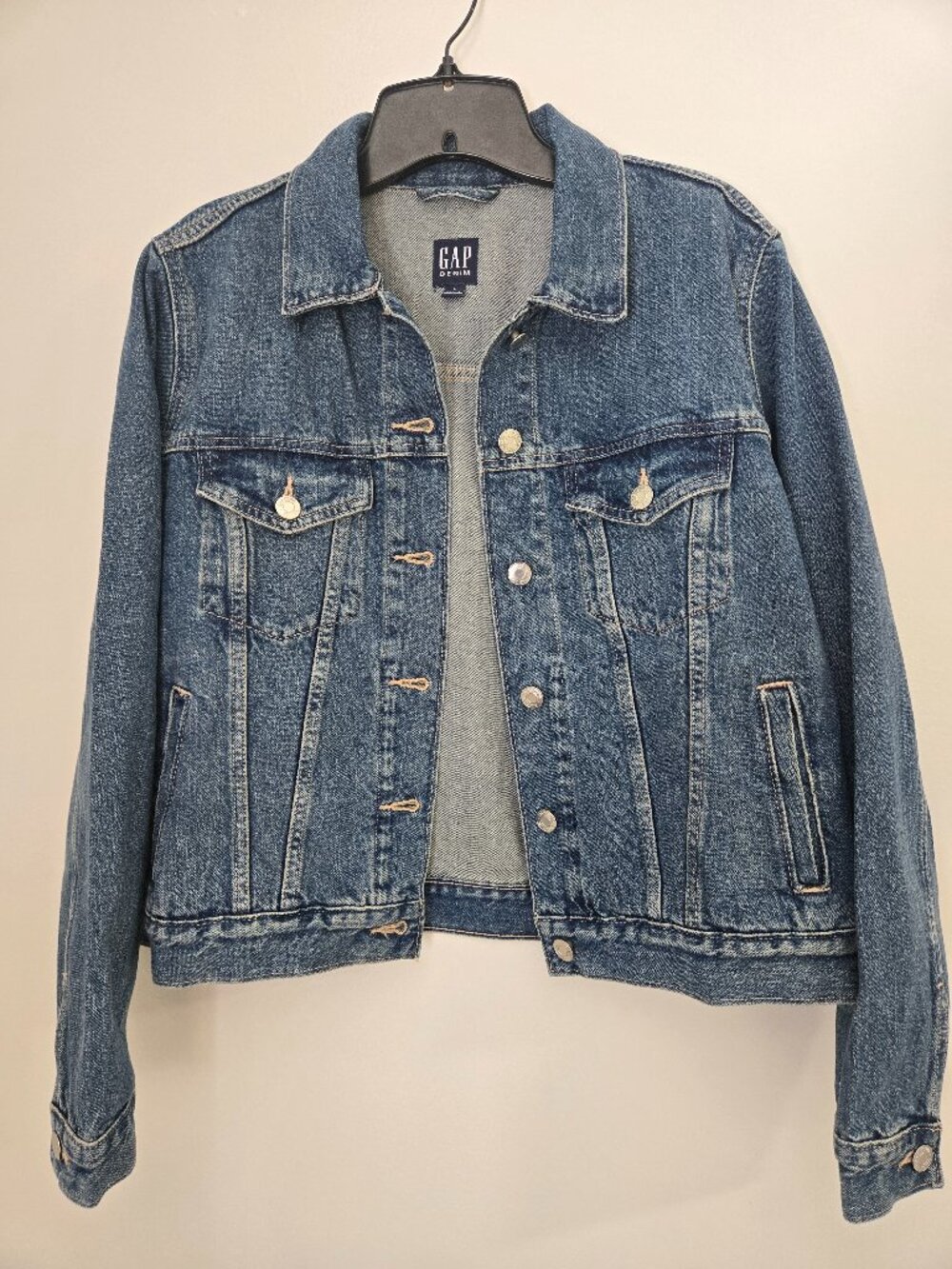 GAP Denim Jacket Women's Size Large-Button Front-Timeless Fashion-90's-Classic